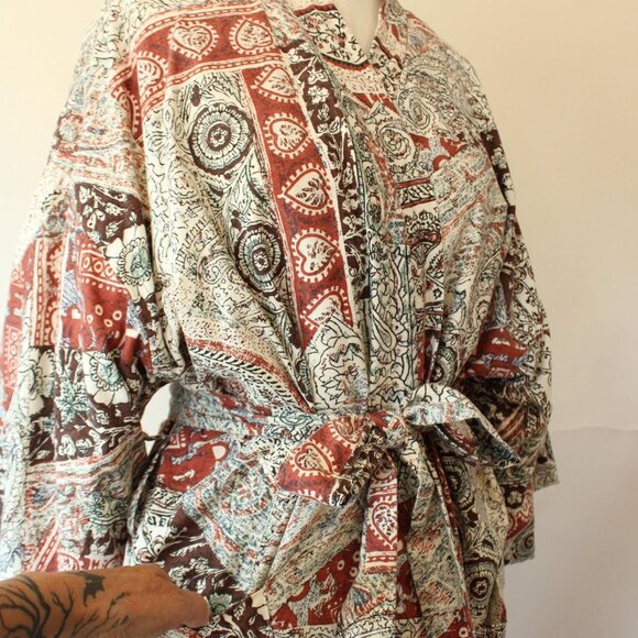 Vintage 1960s 1970s Robe with Pockets, Roytex Terrycloth Housecoat, Tiki Brown - Picture 4 of 10